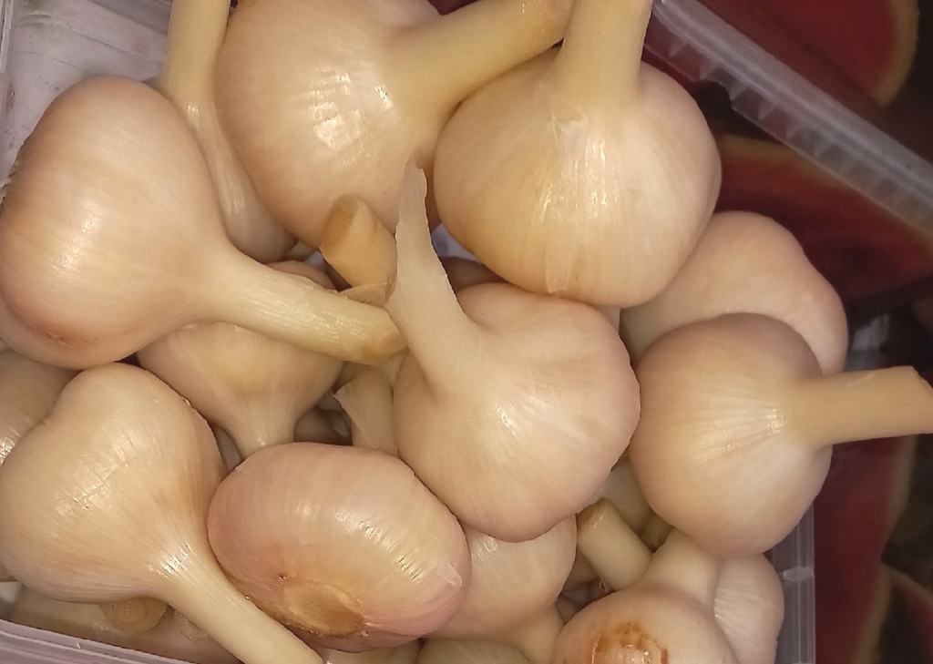 маринованный чеснок.jpg