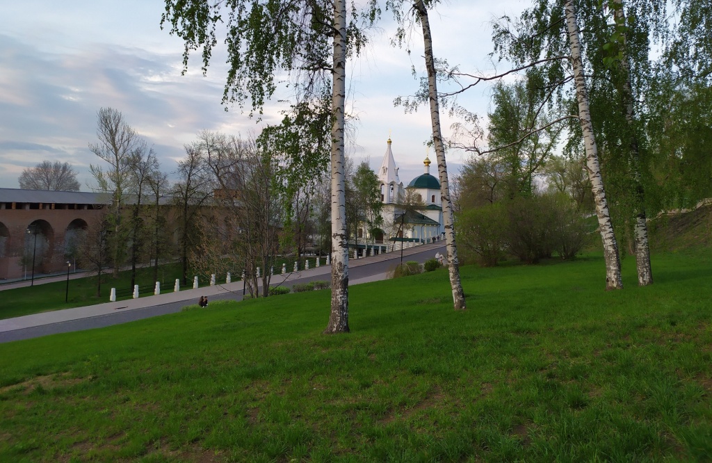 Газон в Нижегородском Кремле.jpg