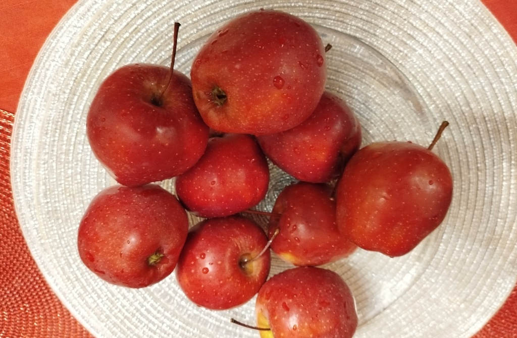 Яблоки Ред Чиф.jpg